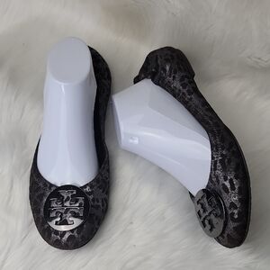 TORY BURCH Leopard Animal Print Metallic Silver Brown Medallion Logo Ballet Flat